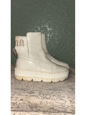 Women's PUMA FENTY Creeper Ankle Boots White Size 7